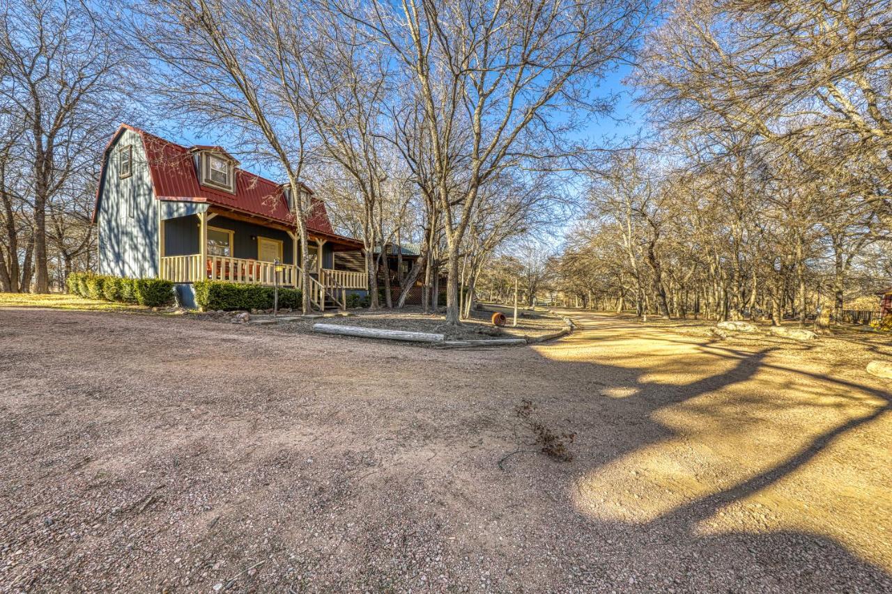 The Olive @ Mendelbaum Winery Guest Cabins Hotel Fredericksburg Esterno foto